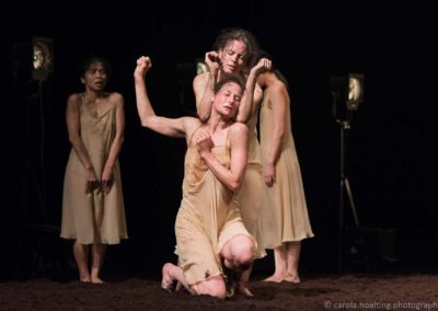 Le Sacre du Printemps. Ch: Pina Bausch. Tanztheater Wuppertal 2014