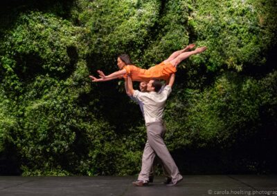 Wiesenland. Ch: Pina Bausch. Tanztheater Wuppertal 2019